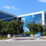 Intel (INTC) Stock Prediction: $150 Bull vs $55 Bear